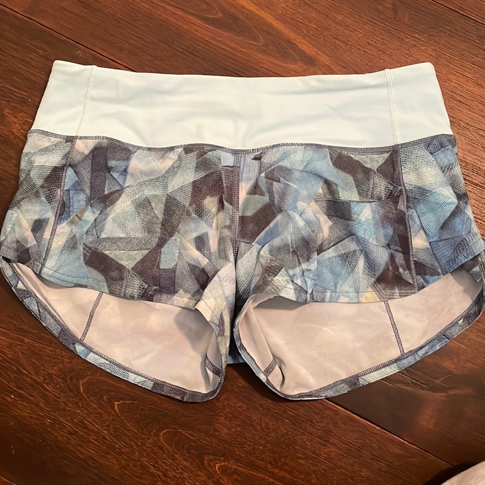 Lululemon Speed Up Low-Rise Lined Short 2.5"